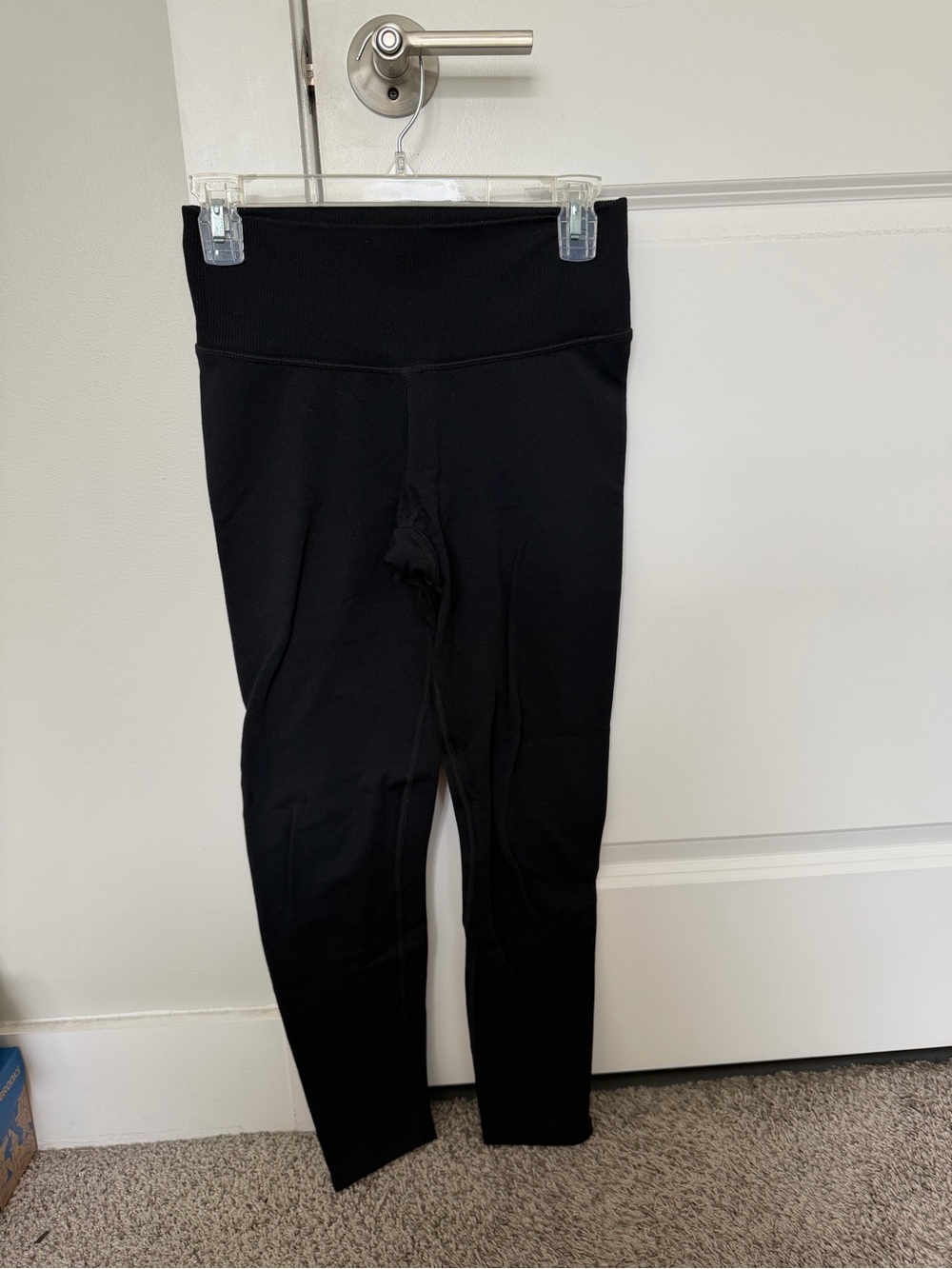 Alo Airbrush Winter Warm Leggings